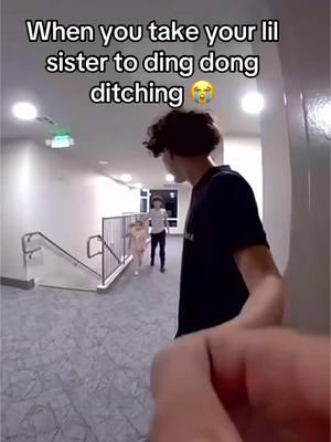 Failed Ding dong ditching 😭. Lil sister ruins ding ding ditching prank. Lol. Cr-IG: Yancyb06 #prank #fyp #fypシ #dingdong #dingdongditch #funny #fail #prankfail 