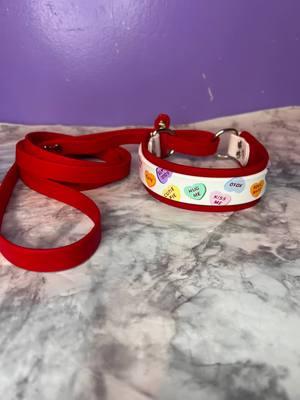 🩷Valentine’s collar design🩷 Don’t forget to follow me on Instagram!  #biothanedoggear #biothanecollar #SmallBusiness #doggear 