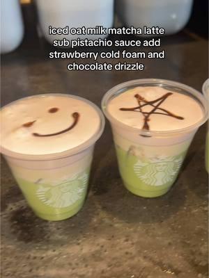 so yummy 10/10 🍫🍓🍵 #tobeapartner #barista #dubai #chocolatecoveredstrawberries #hellodubai #dubaichocolate #dubaipistachiochocolate #pistachio #pistachiochocolate #matcha #strawberrymatcha #viralchocolatestrawberries #starbucks #starbucksbarista #starbucksrecipe #tobeapartner #sbux #sbuxbaristas 