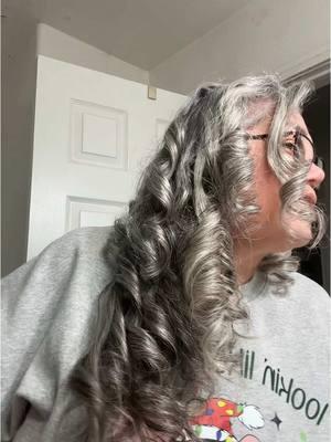 #silversister #silversisters #grayhair #grayhairdontcare #savetiktok 