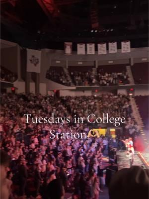 Tuesdays in College Station🫶🏼 #breakaway #jesus #worship #biblestudy #college #collegestudent #aggieland #aggies #fyp #worshipmusic #collegestation 