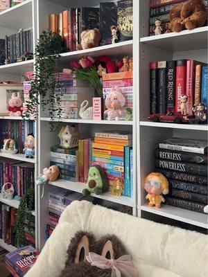 Larry is very scary lol bookshelf where half of it is trinkets #labubu #trinkets #palmpal #popmart #sonnyangel #robby #miffy  @POP MART US @palmpals 