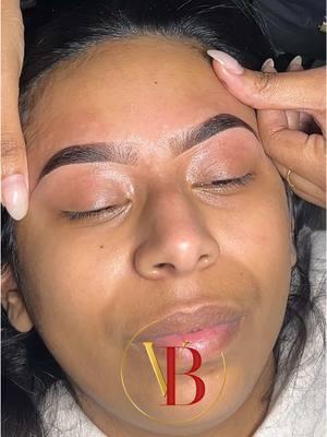 Replying to @Bellz Part 2😍🔥 we waxed it now we’re doing finishing touches ❤️#waxingeyebrows #browtrainingnyc #browtok #brooklyneyebrows #browtintandwax #browtintandwax #browtint #browlaminationtutorial #browlami 