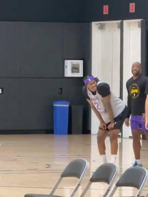 Jared Vanderbilt doing some on-court work with assistant Ty Abbot at shootaround today #JarredVanderbilt #Lakeshow #Lakers For more Lakers content follow: @lakers_legacy_legends #lakerslegacylegends #l3