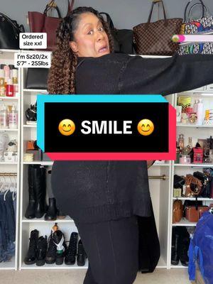 this thang is too cute!!! #smilesweatshirt #sweater #plussizefashion #plussizesweater #wintersweater #oversized #oversizedhoodie #oversizedsweater #tiktokshopcreatorspicks #spotlightfinds #newyearnewaura  #fashionlookbook #selfcarefinds #ttsdelightnow #giftguide #ttslevelup #tiktokjumpstartsale #tiktokshoploveatfirstfind