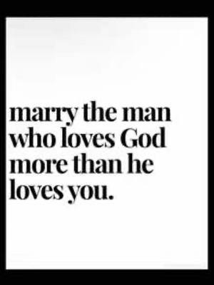 God has been telling me to share testimonies and I tell everyone around me to share there’s as well — but for once, I’m struggling. I take it to Him asking “how” and then I just get still and freeze up. Blessings are on the other side of your obedience. #christiancreator #godlyrelationship #devinetiming #relationshipwithgod #christiantiktok 