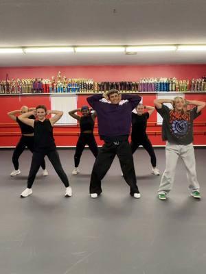 Dancing our way into a weekend full of supporting the cards!!!! Men’s volleyball on Thursday and Friday then Men’s and Women’s basketball Saturday… don’t miss out! Throwback to choreo weekend w/ @carter @🧍🏼‍♀️ #throwback #choreoweekend #volleyball #basketball #d1athlete  #basketballseason #codereddanceteam #foryoupage #fyp #chirpchirp 