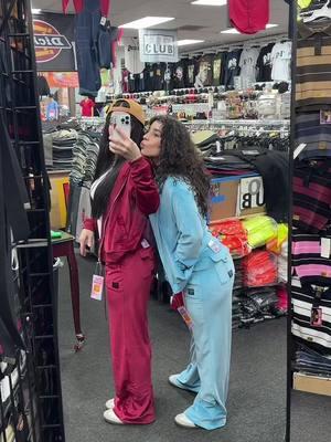 Back with the basicz ♥️💙 #mazufashion #tracksuit #ca #oc #californiaclothingshop #fbcounty #foryoupage #viral #clothing #workwear #unisexfashion #usa @Hall.Of.Tech 