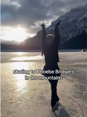 i truly let the ultraviolet cover me up @phoebe bridgers ily - @ryan dunk cameraman! #phoebebridgers #phoebebridgerstok #phoebe #ikte #iknowtheend #punisher #sita #strangerinthealps #pharb #wildice #wildiceskating #mountains #nature #figureskating #figureskater #figureskatingtiktok #lgbt #lgbtq #wlw #gay #yurionice 