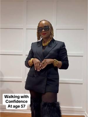 Walk with confidence 🖤  Don’t let age define you!  Link in bio or here https://liketk.it/52Nhb #travelladyshops #fyp #over50tiktokers #womenover50ontiktok #over50model #womenover50 #dcblogger #nycinfluencer @shopltk @AKIRA @TJ Maxx @thelipbar @Ralph Lauren @Julie Vos 