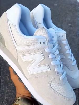 #newbalance #newbalance574 #sneakers #shoes #womenssports #giftsforher #MomsofTikTok 