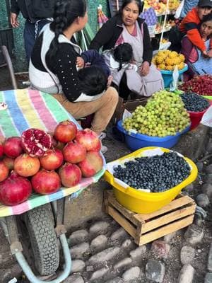 #cusco #historicalcenter #market #traveltiktok #fruit #lovers #kiunaverse #foryoupage 