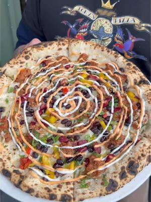 For my #vegan pizza lovers! 🌱 #veganfood #veggies #pizza #pizzalover #Foodie #food #foodtiktok #FoodTok #tonygemignani #fyp #fypシ #fypシ゚viral #fypage #respectthecraft 