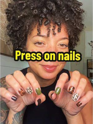 #beeanca411 #pressonnails #dollartreefinds #diynailsathome #blackwomenoftiktok #leopardprintnails 