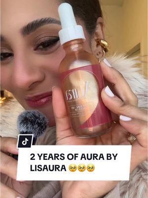 Wait, what? 2 years of @aurabylisaura 🥹😍🙌🏽 #aurabylisaura #entrepreneur #entrepreneurship #beautybrandowner #beautybrand #businessowner #fy #foryoupagee #shimmeringbodyoil #bodyoil #foryoupagethis #amazonbeauty #amazonfinds 