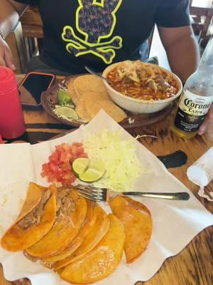 #algoleve🔥 con la sister  #tacosalvapor😋 #cervesa🍻🍻 #posolerojo 