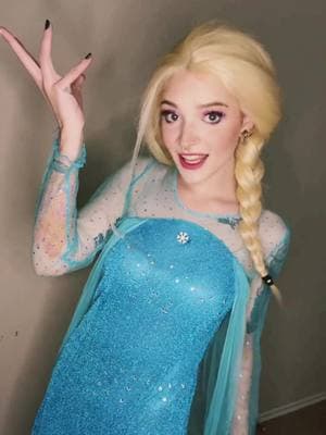 I kinda miss being a blonde #frozen #frozencosplay #disney #disneyprincess #princess #anna #elsa #frozen2 #annacosplay #elsacosplay #disneycosplay #cosplay #cosplayer 