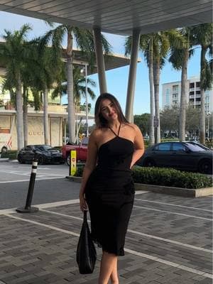 @MOTEL has entered the chat🖤 this gorgeous Ribka Halterneck dress is now one of my favorites for lunch or dinner dates<33  #motelrocks #partnership #miami #dateoutfit #dinneroutfit 