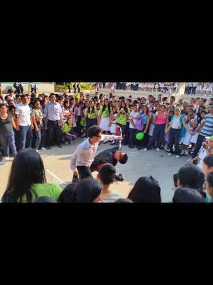 #recuerdos Presentación el show del #ChochoLoco en #CampañasEstuiantil. Habrán estudiantes del video aquí en #TikTok? 😅😅😅😅 #Pasaje #SantaRosa #Machala 