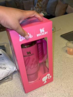 Unbox My Barbie Stanley Cup With Me 🙌🏽🩷🥹  #fyp #StanleyCup #barbiestanley #singlemom #relatable #share #rednote #mandarin #xyzbca 