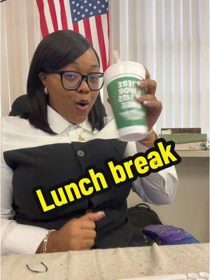 #fyp #teachersoftiktok #teachertok #lunch #BlackTikTok #school #teacher #fypシ #teacherlunch #fyppppppppppppppppppppppp #fypシ゚viral #lunchbreak #wingstop 