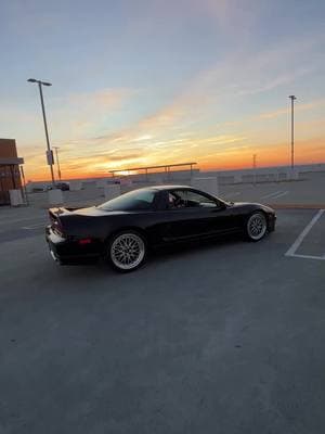 Can never get tired of the sunset 🙌🏼 #nsxjenn#nsx#jdm#hondansx#acuransx#sunsetshot#foryoupage#fypシ 