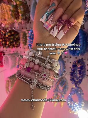 pretty girls love jewelry 🌟⛓️💗 let this be your sign 😍 #fyp #braceletstack #jorjiana #nyc #fyp #beadedbracelets #beadsbeadsbeads 