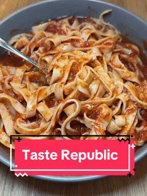 We love a quick and healthy meal @Taste Republic GF Pasta #wholefoods #tasterepublicatwholefoods #tasterepublic #tasteofphilly #ad 