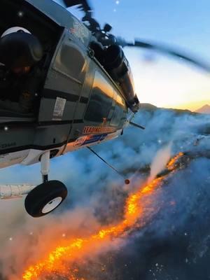 #fyp #foru  Leading Edge Aviation  Western Cape Firefighting abilities #helicopter #blackhawk #aviationworld #mywildfireworld 