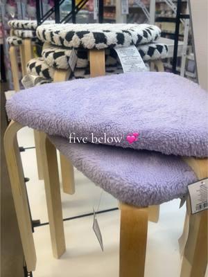 @Five Below my fave store 💘 #fyp #fivebelow #fivebelowfinds #fivebelowbuys #fivebeyondfinds #fivebeyond #shopping #coquetteaesthetic #girlythings #girlytok #girlyshopping #fivebelowfind #fivebelowdecor #roomdecor #roomaesthetic #girlyroomdecor #hellokitty #ValentinesDay #valentinesdaydecor #pink #pinkaesthetic 