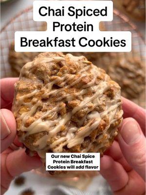 ⭐️ Chai Spiced Protein Breakfast Cookies  Enjoy those warming and delicious spices of a favorite hot chai tea, now in breakfast cookie form. These make-ahead cookies are high in protein, boasting 15 grams of high-quality protein in every cookie. Add nutrition and new flavors to your healthy morning routine. ⭐️ FOR THE RECIPE ⭐️ 👉🏼 Tap the link in our bio then use the search bar for “protein breakfast cookies”  #therealfooddietitians #glutenfree #breakfastideas #breakfast 