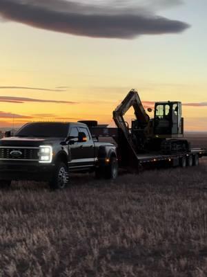 This song and a couple cold ones > #fyp #trending #trucks #anchor #49winchester #kingranch #catipillar #sunset #construction #heavyequipment 