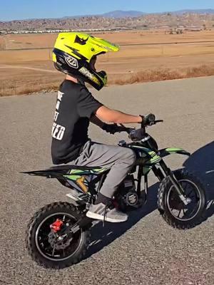 Big news! We’ve got a new partner! 🎉 This is FRP's first time sponsoring a youth racer, and 8-year-old Jaxon Castro @jaxx105 is already making a name for himself in events like the AMA Amateur Nationals Motocross Race. 💥 And it’s awesome to see so many kids getting their first mini bike from FRP! 🚀 Our partnership with Jaxon is our first step toward supporting the future of racing, and we hope it inspires even more kids to join the exciting world of powersports! 🔥 #FRP #Ogemaw40 #sponsorship #dirtbike #kidsdirtbike #youngracer #minibikefun #ridewithstyle #dirtbikeadventure #funride #unboxing