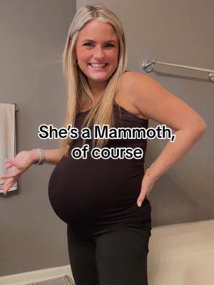 This girl is POPPIN these days!!! #pregnant #pregnancy #33weeks #33weeks1day #mammoth #shesamammothofcourse #belly #pregnantbelly #babybump #thirdtrimester #fourthbaby #babygirl 