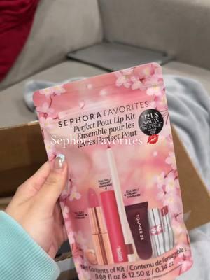 In love  #sephorafavorites #perfectpoutlipkit 