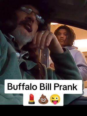 Buffalo Bill Prank! 💄😜 Funny Pranks! 🤣 #funnyvideo #creepy #prank #funnyprank #pranks #funnymoments #funnytiktok #creepyvibes #buffalobill 