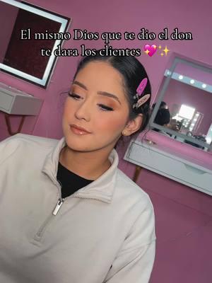 Dios tiene el control tu confia 🙏🏻💖✨  #paratiiiiiiiiiiiiiiiiiiiiiiiiiiiiiii #trending #htxmakeupartist #htx #houstonmakeupartist #diospordelante #fyp #sociales 