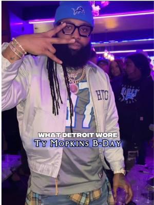 Celebrating Emmy-winning Ty Mopkins with a Detroit Lions-themed birthday bash! 🦁💙 The spirit of Detroit was in full force as fans donned their best Lions gear. Cheers to great friends, unforgettable moments, and the heart of the Motor City! 🎉 #DetroitPride #HappyBirthdayTy #epicluvv #melvasimpson #detroitinfluencer #downtowndetroit 