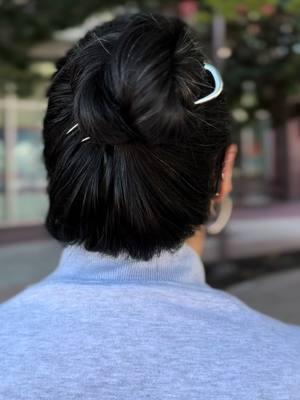 Honest review of the DP Large and Small Pin by the gorgeous @E 💋 #dppin #frenchstyle #hairpins #frenchpin #hairtrends #hairaccessoriesinspo #fashiontok #hairtutorials #hairtutorial #frenchpinup 