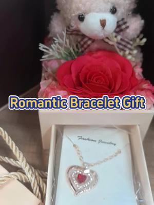 #giftbox #rosebear #necklace #heartshapednecklace #heartshaped #braclets #giftset #giftnecklace #romanticgift #giftforher 