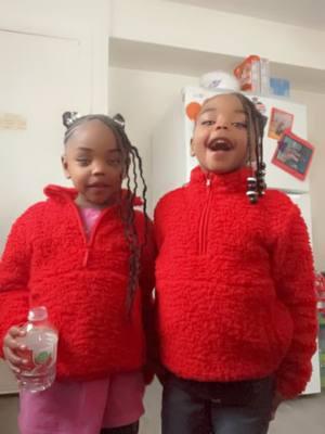 #fypシ゚viral #kidsoftictok #inspirationalvideo #whenigrowup #twinsisters 