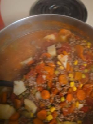 I made "Tonya's Special" Vegetable Soup for Supper Tonight.  It was soooo good!🍽😋 Perfect weather for it.  #vegetablesoup #blingqueen81 #viralvideo #cooktiktok #cooking   *I made it my own*  #MyMamaTaughtMeWell  #SouthernGirlsDoItBest  #ILookToCook 