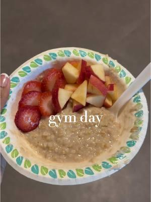 showing up is enough ‼️ #fyp #foryoupage #foryou #motivational #gymday #workout #Love #insprational #inspriation #healthy #oatmeal #viral 