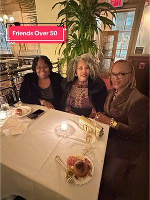 Dinner in the City with friends  #over50tiktokers #travelladyshops #fyp #womenover50 #over50styleinspo #miami #newrestaurant #womenover50ontiktok #washingtondc 