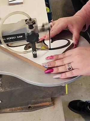 Real time cutting on my scroll saw #woodtok #scrollsawartist #jigsawartist #woodartist #woodworker #femalewoodworker #woodsign #woodcutout #customsigns #eventsign #ValentinesDay #valentinesdecor . #valentinesdiy #giftideas #maker #makersoftiktok #smallbusinessowner #layarencreations #foryou #fyp #foryoupage 