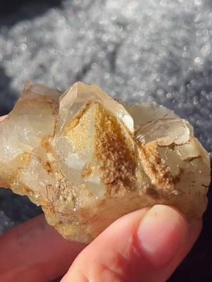 this is what the inside of a phantom would look. montgomery is honestly one of my favorite places to crystal mine 😇 p#phantom #insideophantom #fypシ゚viral #crystals #crystalmining #rockhoundingwithmere #montgomerync #quartz #chloritehill #chlorite #northcarolinaminerals #trending #fyppppppppppppppppppppppp #crystaldigging 