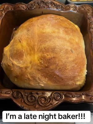 #mistydowdy #sourdoughbread #sourdoughtok #sourdough #potatoflakesourdoughbread #yummy #freshfromtheoven #bread#breadtiktok #delish #sourdoughstarter #baking #sourdoughbaking 