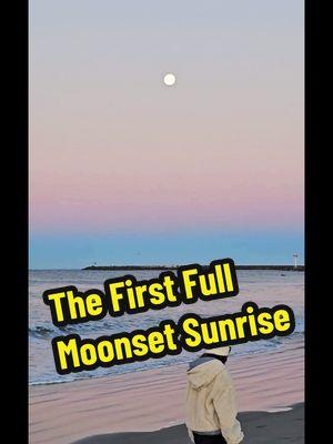 Our Family Tradition of watching the First Full Moonset as the Sunrises on 1/14/25 #firstfullmoon #wolfmoon #moonsetsunrise #moonset #nadiatheartist #beachlife #socallife #californiabeaches #beach #beachday #goodmorning #morningperson #morning 