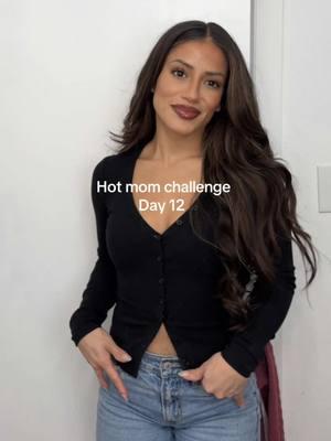 30 DAY HOT MOM CHALLENGE ✓ Wake up 30 minutes earlier ✓ Get ready/dressed for the day  ✓ One 30 minute workout or walk  ✓ Eat 30 grams of protein for breakfast  ✓ Drink at least 60 ounces of water  ✓ Read, meditate or journal for at least 10 minutes  ✓ Power clean 20-30 minutes while listening to a motivational podcast/book or video  ✓ Skincare or self care before bed   #hotmomchallenge #MomsofTikTok #sahm #selfcareroutine #hotmomhabits #selflove #routinewithkids #momroutine #toddlermom #hotmomlife #creatorsearchinsights 