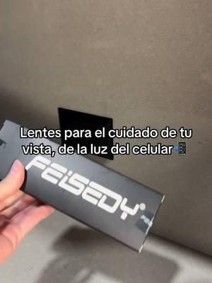 Aparte de lo bonito, estos lentes protegen tu vista de la luz del celular, TV y etc. 🤓#lentes #feisedy #cuidadodevista 